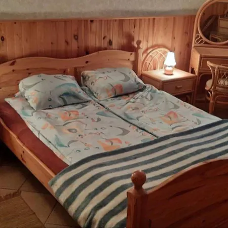 Urokliwy Blisko Jeziora Zarnowieckiego, Feriehus *