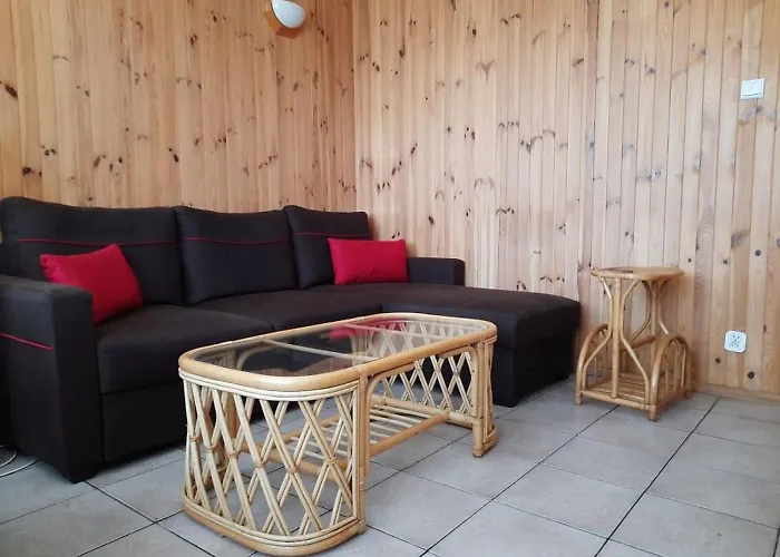 Prázdninový dům Urokliwy Blisko Jeziora Zarnowieckiego, Nadole (Pomerania)