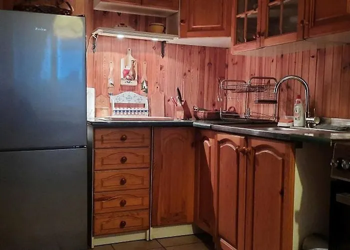 Urokliwy Blisko Jeziora Zarnowieckiego, Prázdninový dům *