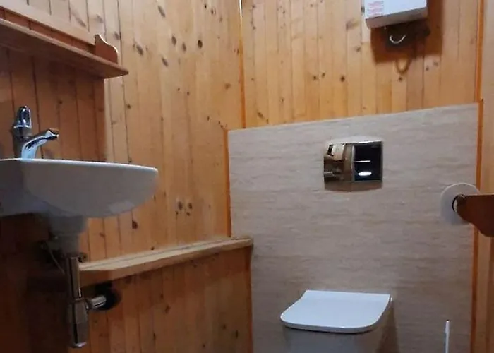 Prázdninový dům Urokliwy Blisko Jeziora Zarnowieckiego, Nadole (Pomerania)